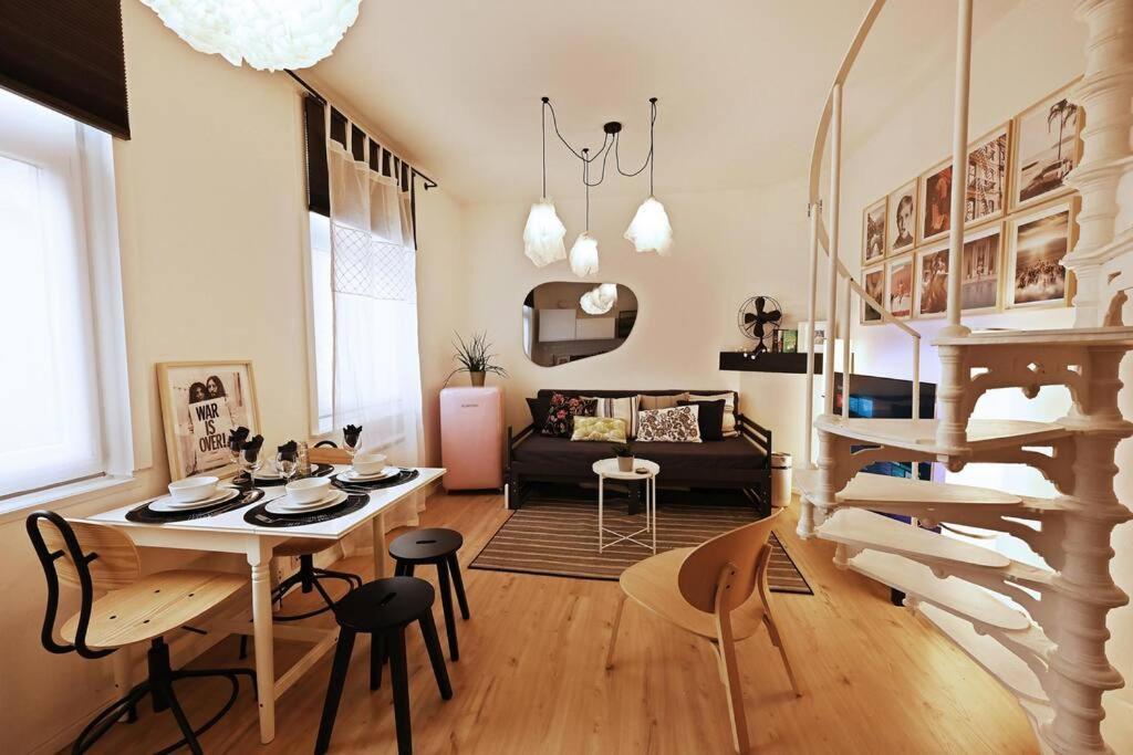 Apartament Stylish Duplex In The Heart Of Brussels Centre Zewnętrze zdjęcie